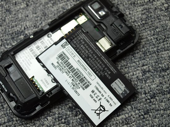 为什么扣下电池后手机时间会不准