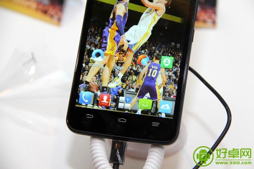 中兴与NBA中国达成战略合作 正式发布Grand Memo 5S