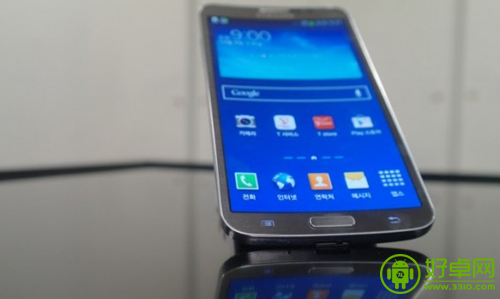 三星弯曲屏幕手机Galaxy Round只在韩国国内发售